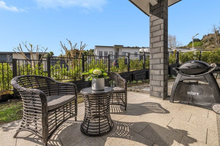 Photo of property in 4 Rochfort Crescent, Pyes Pa, Tauranga, 3112