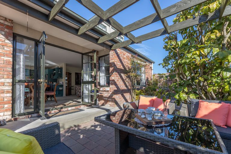 Photo of property in 46a Division Street, Riccarton, Christchurch, 8041