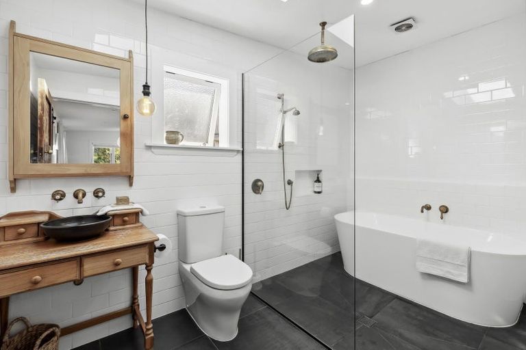 Photo of property in 1 Britannia Heights, Stepneyville, Nelson, 7010