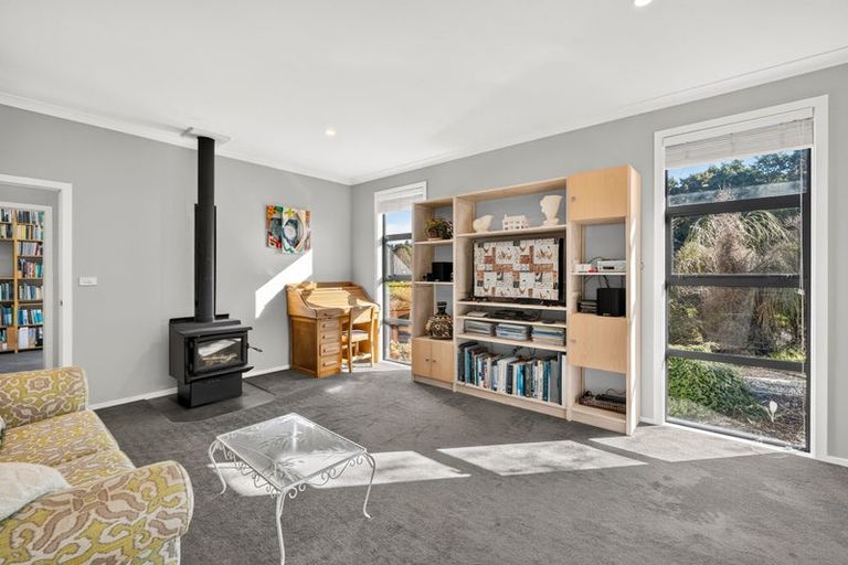 Photo of property in 20 Genia Drive, Wakefield, 7025