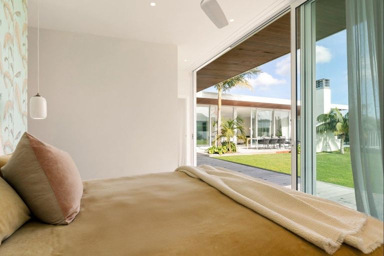 Photo of property in 11 Shearwater Lane, Point Wells, 0986