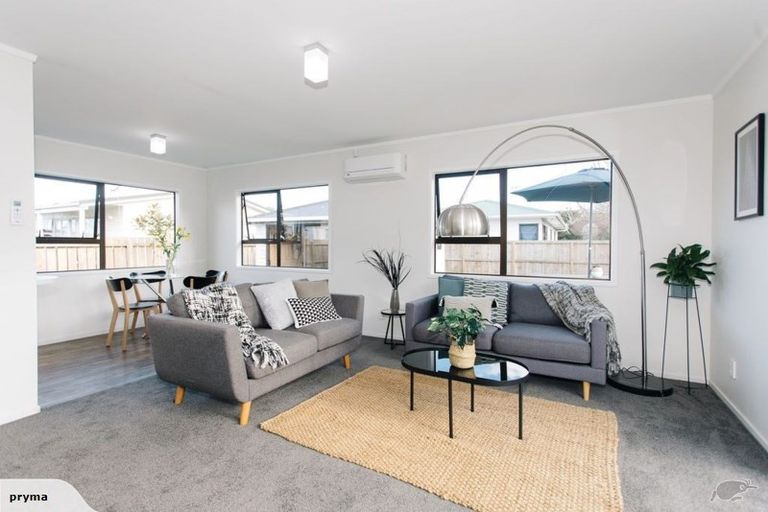 Photo of property in 2/256 Porchester Road, Takanini, 2112