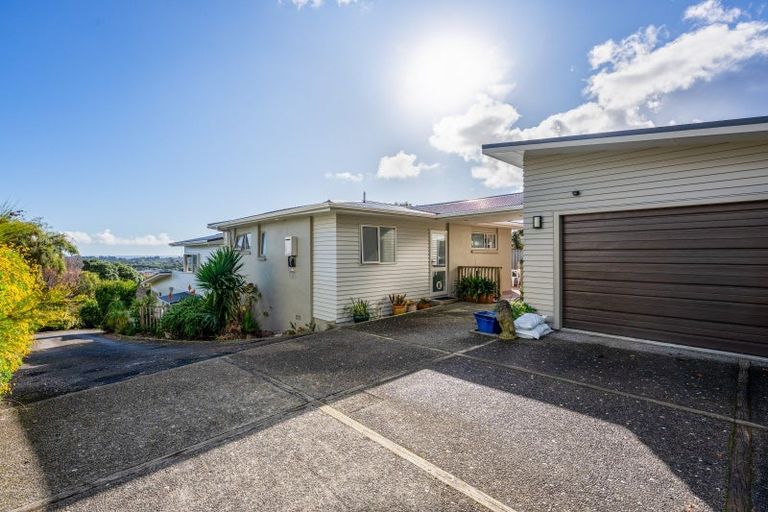 Photo of property in 103 Winara Avenue, Waikanae, 5036