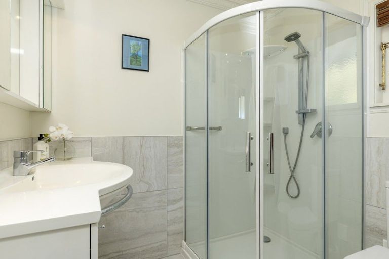 Photo of property in 70 Shepherd Road, Waipahihi, Taupo, 3330