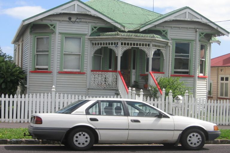 Photo of property in 12 Allenby Avenue, Devonport, Auckland, 0624