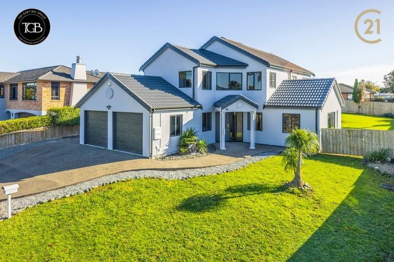 Photo of property in 21 Parkhaven Drive, Rosehill, Papakura, 2113