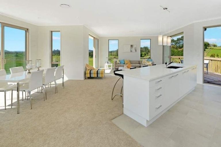 Photo of property in 262 Spur Road, Stillwater, Silverdale, 0993