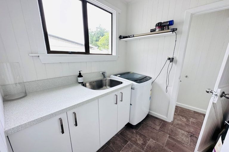 Photo of property in 17 Mafeking Street, New Brighton, Christchurch, 8061