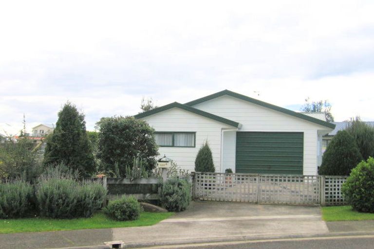 Photo of property in 124a Avalon Place, Whangamata, 3620