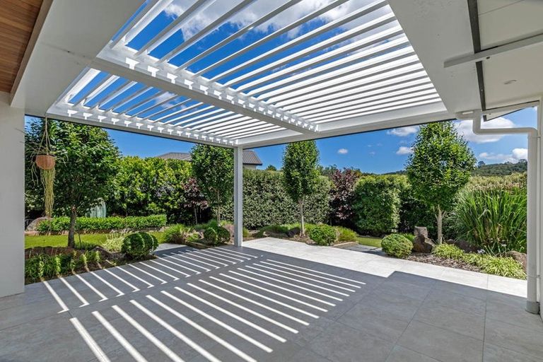 Photo of property in 11 Henry Blyth Lane, Greenhithe, Auckland, 0632