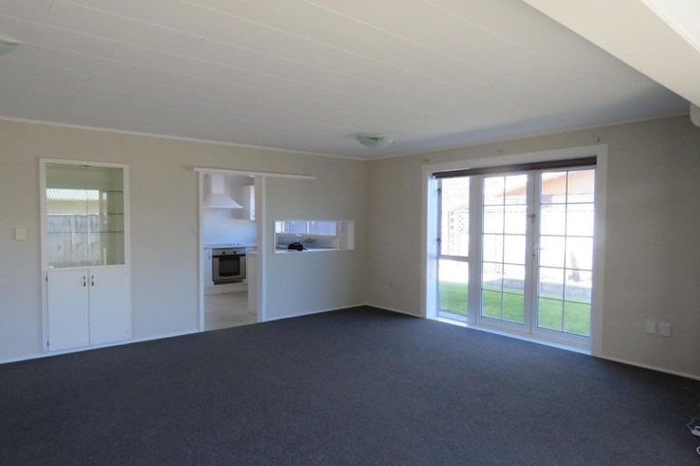 Photo of property in 2/19 Norman Street, Lower Vogeltown, New Plymouth, 4310