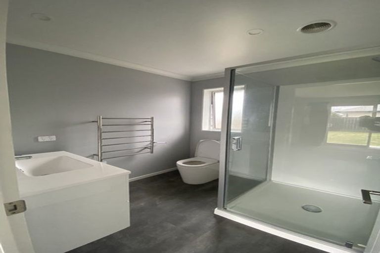 Photo of property in 7 Crete Road, Rangiora, 7400