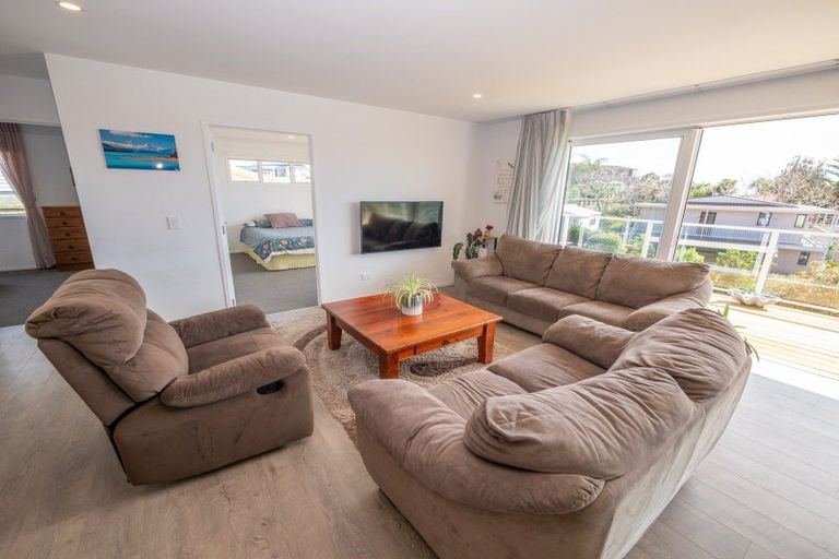Photo of property in 5 Eagles Way, Cable Bay, 0420