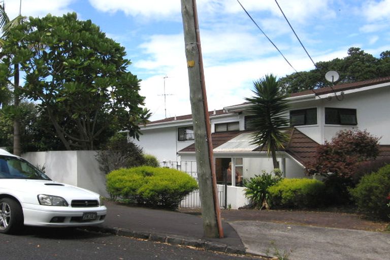 Photo of property in 3 Hinemoa Street, Birkenhead, Auckland, 0626