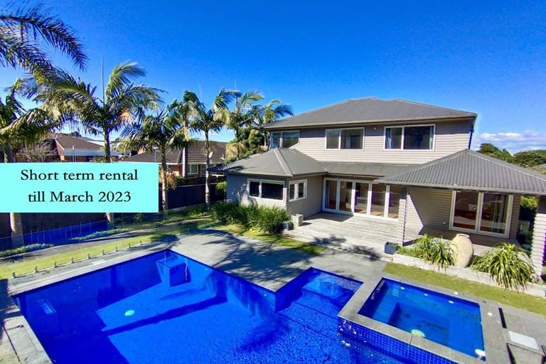 Photo of property in 1/36 Lake Pupuke Drive, Takapuna, Auckland, 0622