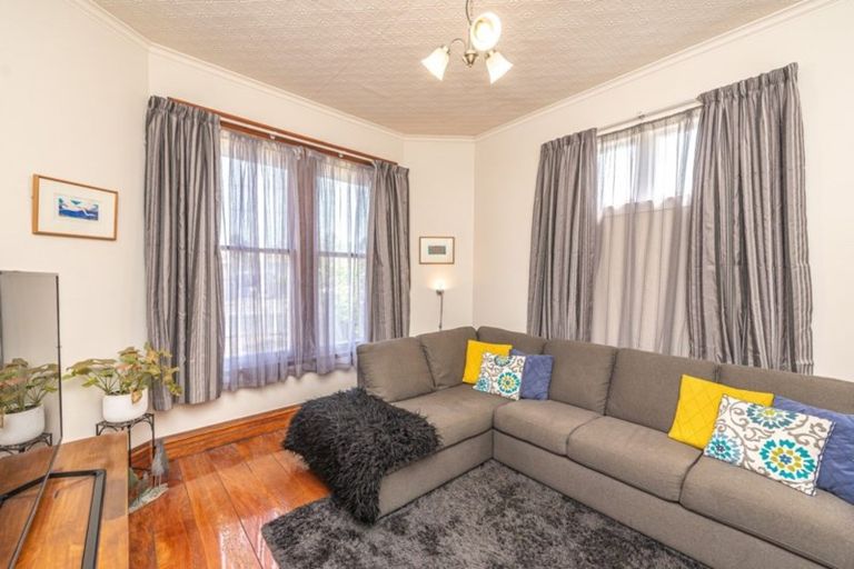Photo of property in 70 Carlton Avenue, Tawhero, Whanganui, 4500