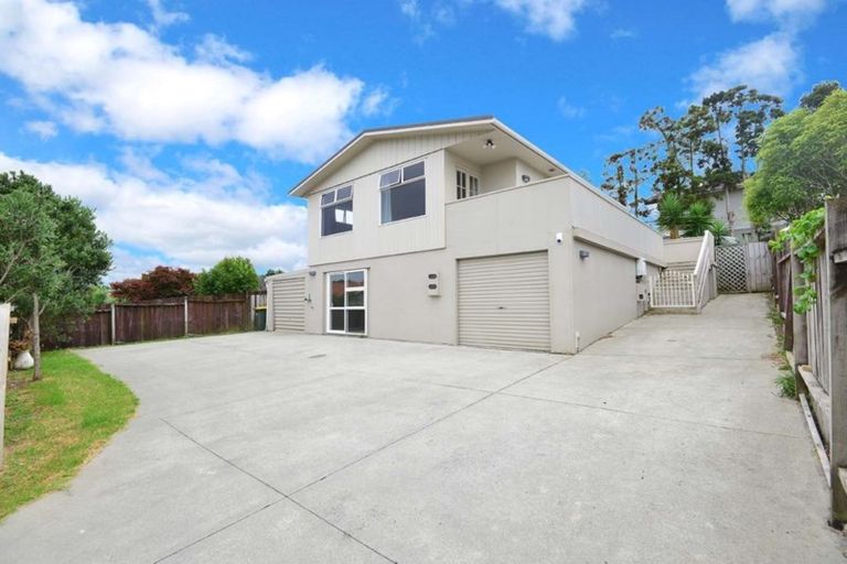 Photo of property in 56 Brian Crescent, Stanmore Bay, Whangaparaoa, 0932