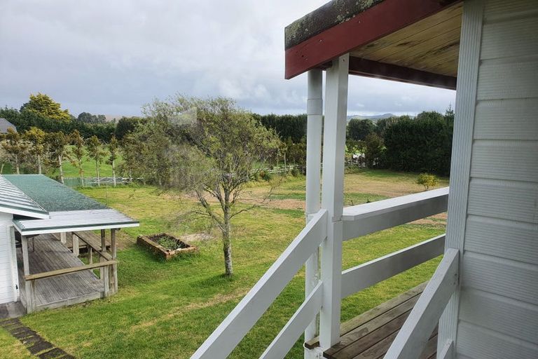 Photo of property in 144 Taupaki Road, Taupaki, Henderson, 0782