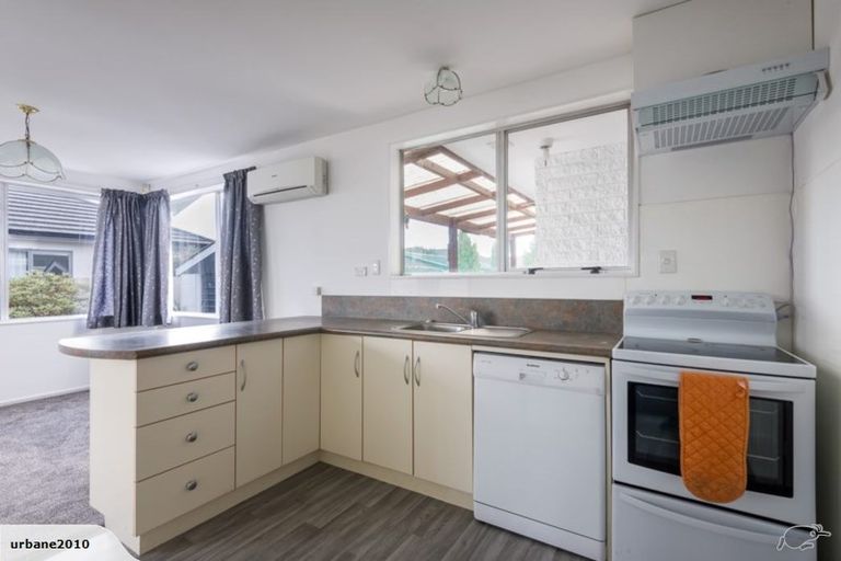 Photo of property in 4 Lamorna Road, Parklands, Christchurch, 8083