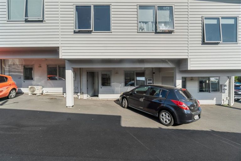 Photo of property in 2/44 Lorne Street, Melville, Hamilton, 3206
