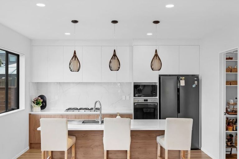 Photo of property in 13 Peacock Place, Pokeno, 2402