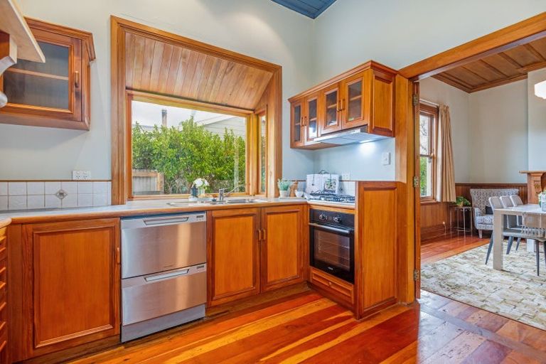 Photo of property in 26 Alfred Street, Roslyn, Palmerston North, 4414