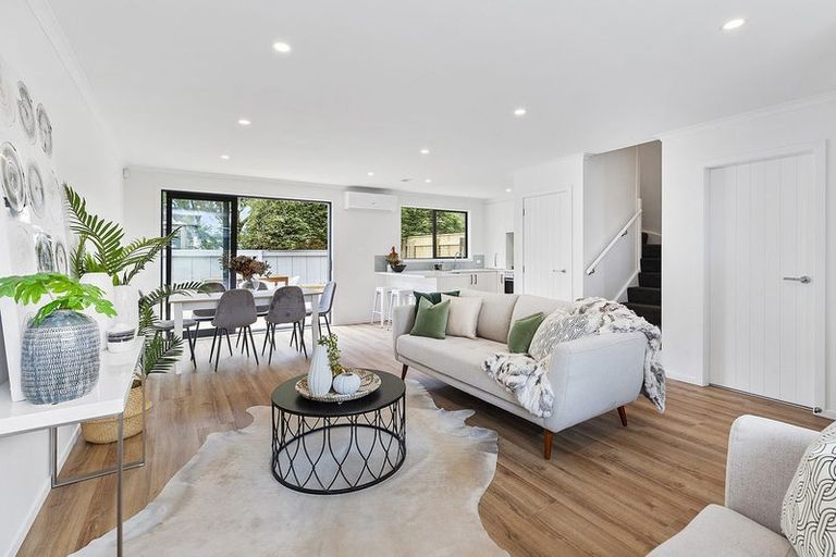 Photo of property in 2/69 Darlington Road, Miramar, Wellington, 6022