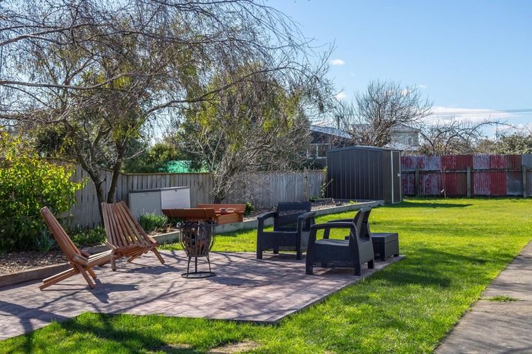Photo of property in 57 Cologne Street, Martinborough, 5711