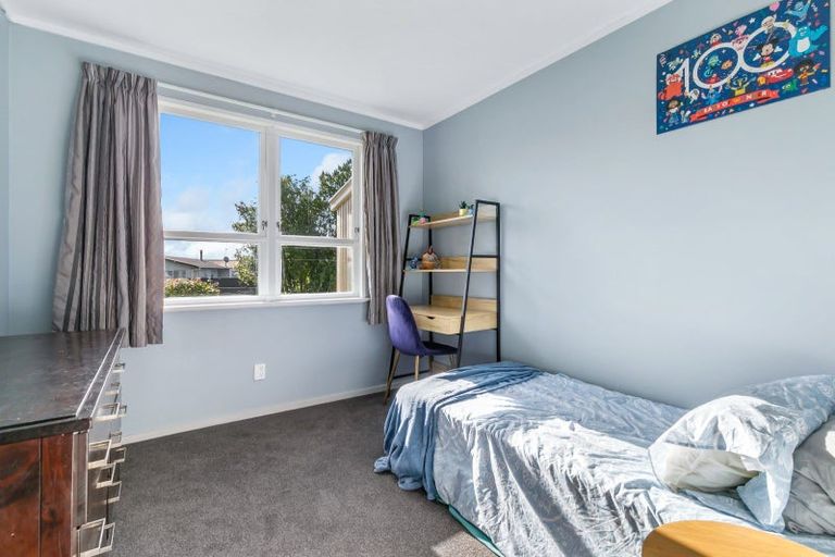 Photo of property in 7 Ryder Crescent, Levin, 5510