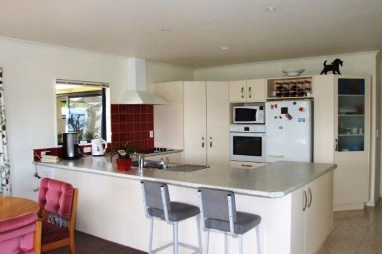Photo of property in 668 Swamp Road, Puketapu, Napier, 4183