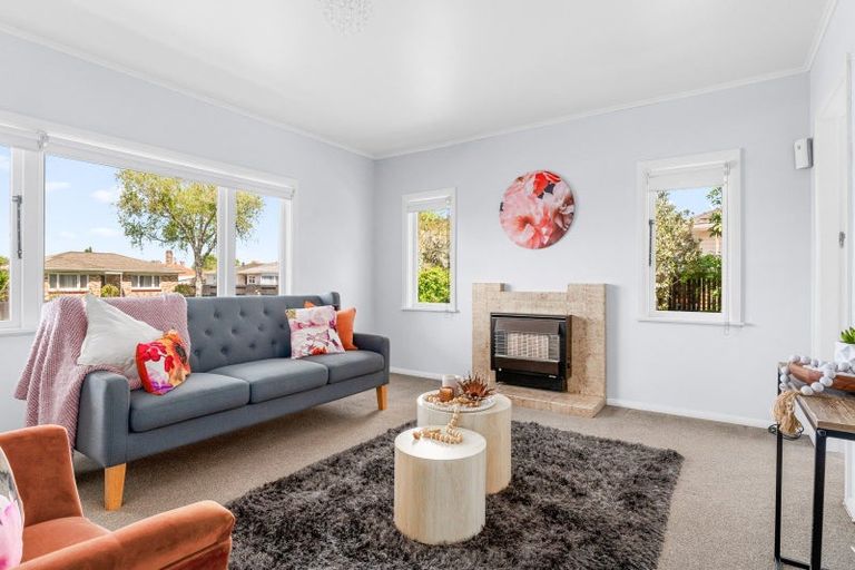 Photo of property in 71 Montgomery Crescent, Bader, Hamilton, 3206