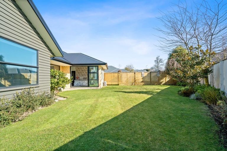 Photo of property in 4 Mimosa Lane, Yaldhurst, Christchurch, 8042