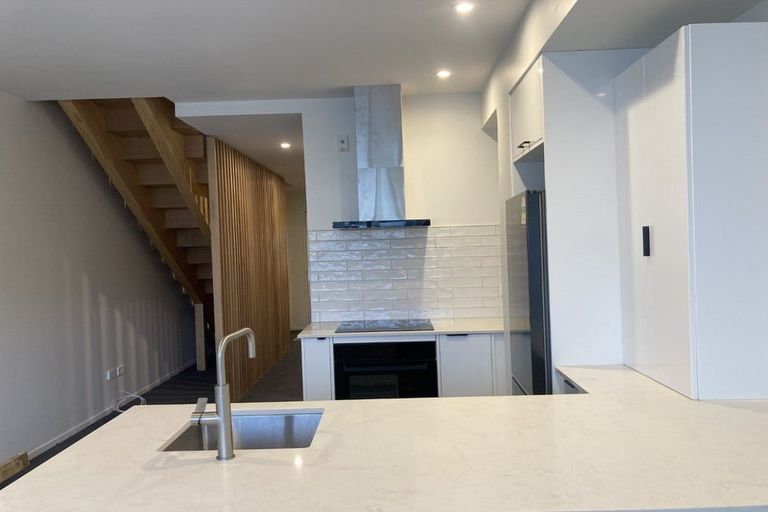 Photo of property in 4/32 Martin Square, Te Aro, Wellington, 6011