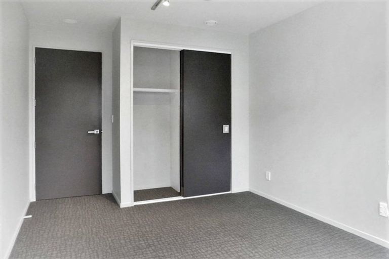 Photo of property in Revolucion Apartments, 305e/28 Torrens Terrace, Mount Cook, Wellington, 6011