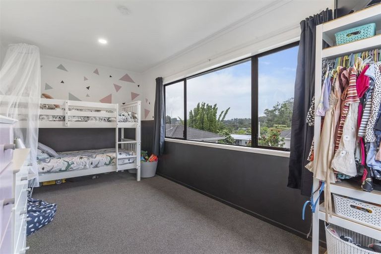 Photo of property in 2/37 Manuka Road, Bayview, Auckland, 0629