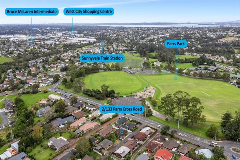 Photo of property in 2/133 Parrs Cross Road, Glen Eden, Auckland, 0612