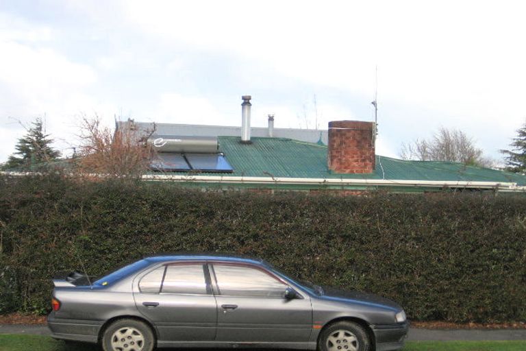 Photo of property in 16 Macdonald Road, Glenview, Hamilton, 3206