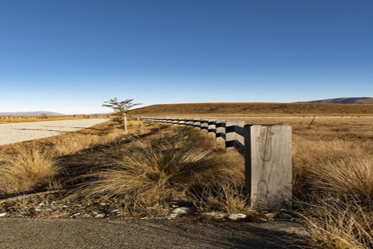 Photo of property in 5 Cameron Place, Ben Ohau, Twizel, 7999