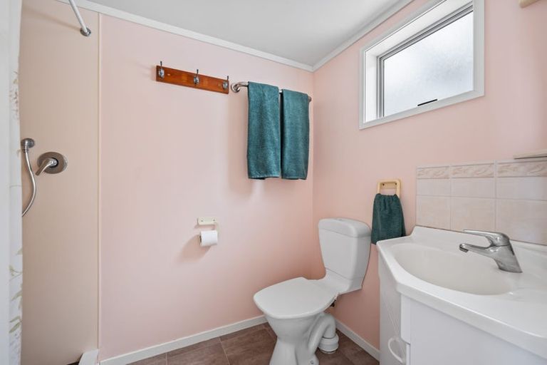 Photo of property in 61 Marine Drive, Te Kopuru, 0371