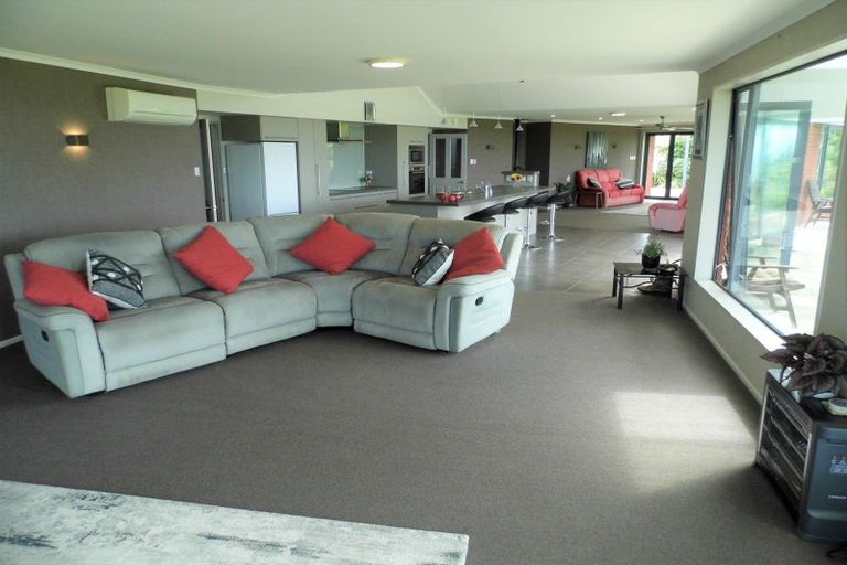 Photo of property in 131 Georgetown-pukeuri Road, Pukeuri, Oamaru, 9494