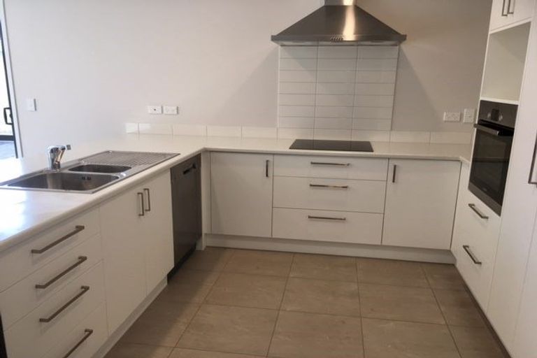 Photo of property in 74 Tramway Road, Ruakura, Hamilton, 3214