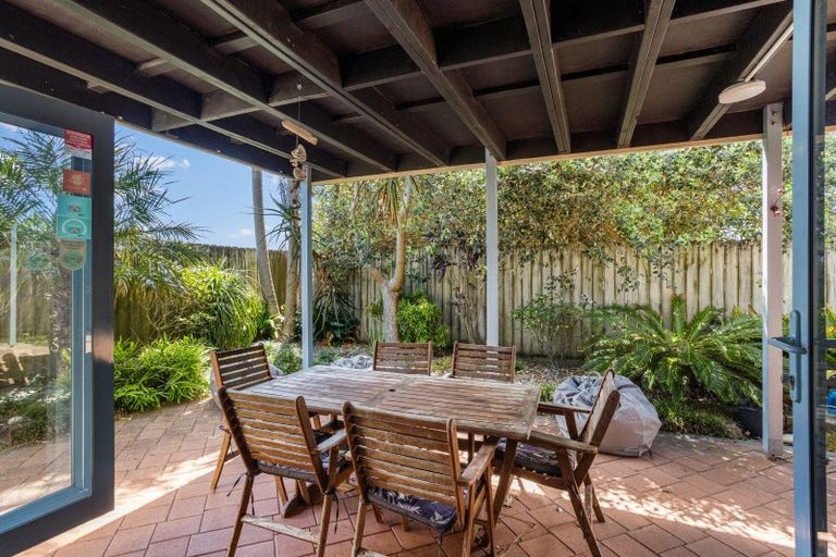 Photo of property in 5 Pipi Dune, Whitianga, 3510