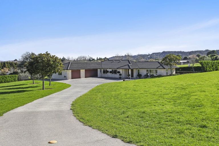Photo of property in 289 Old North Road, Kumeu, 0892