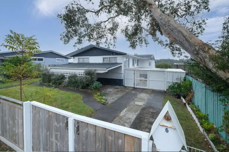Photo of property in 6 Aquarius Avenue, Glen Eden, Auckland, 0602