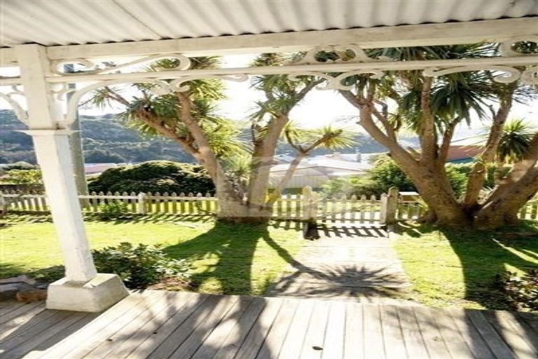 Photo of property in 12 Scotia Street, Port Chalmers, 9023