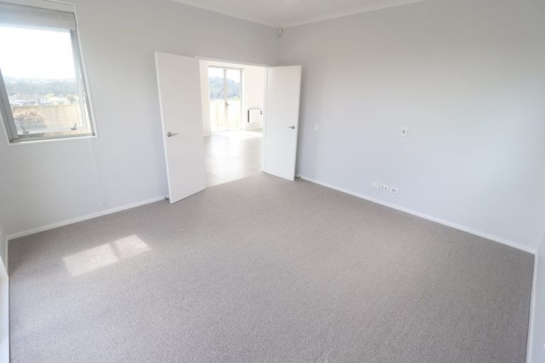 Photo of property in 109 Mackay Drive, Greenhithe, Auckland, 0632