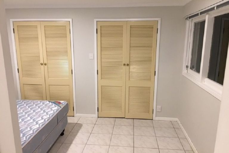 Photo of property in 41 Hadfield Street, Beach Haven, Auckland, 0626