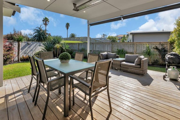 Photo of property in 18 Mariners Haven, One Tree Point, 0118