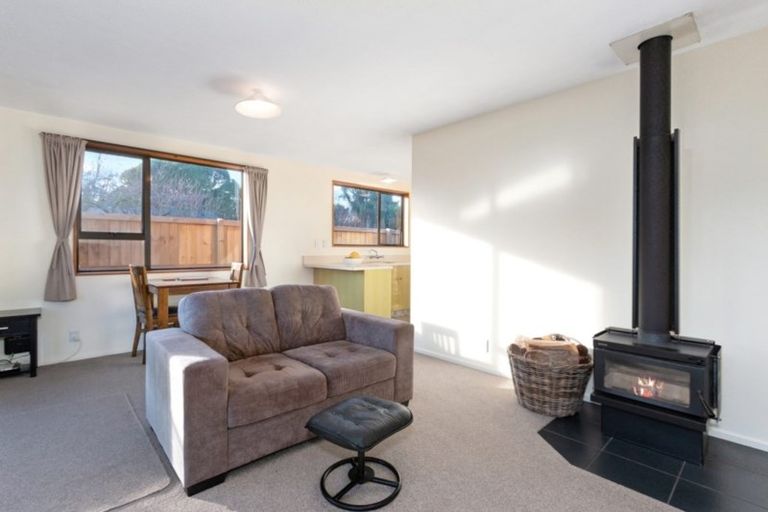 Photo of property in 2/43 Rodney Street, New Brighton, Christchurch, 8061