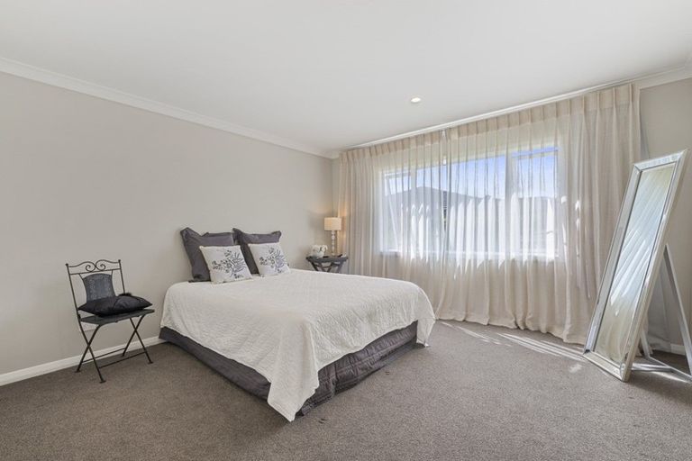 Photo of property in 13 Kestrel Lane, Kinloch, Taupo, 3377